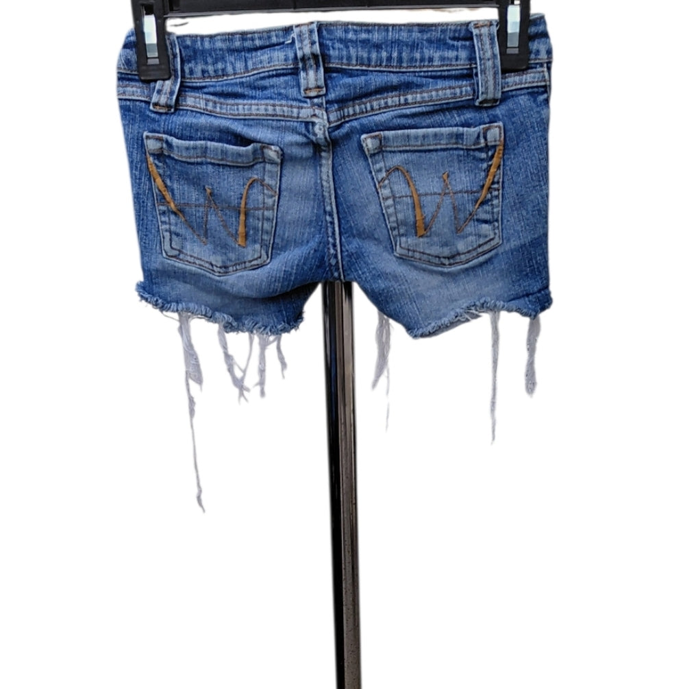 7095..Girls Wet Seal Denim Shorts Size 00 Reg