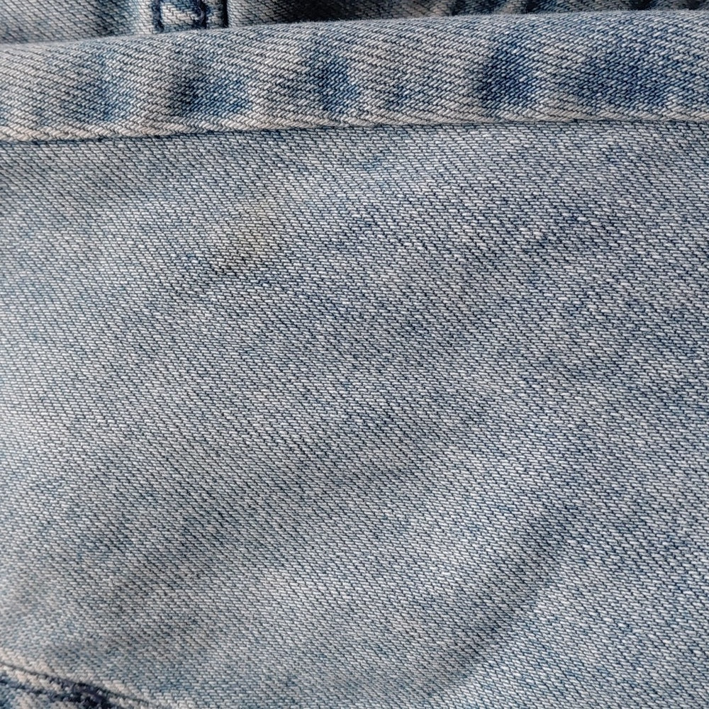 7098..Women's Treasure Bond Light Wash Denim Sherpa Jacket Size XL (14/16)