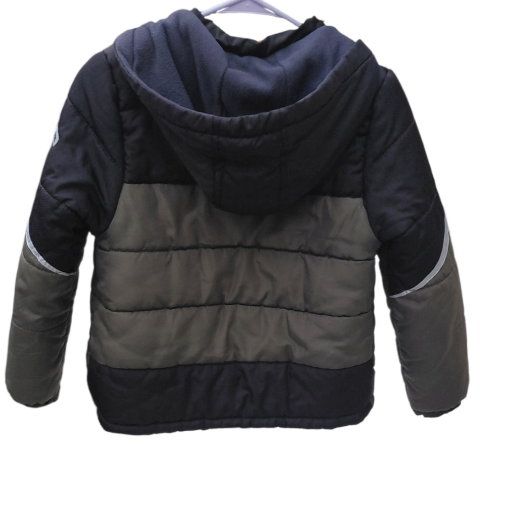 8005..Boys London Fog Puffer Jacket with Orange, Grn & Blk Highlights Size S/8