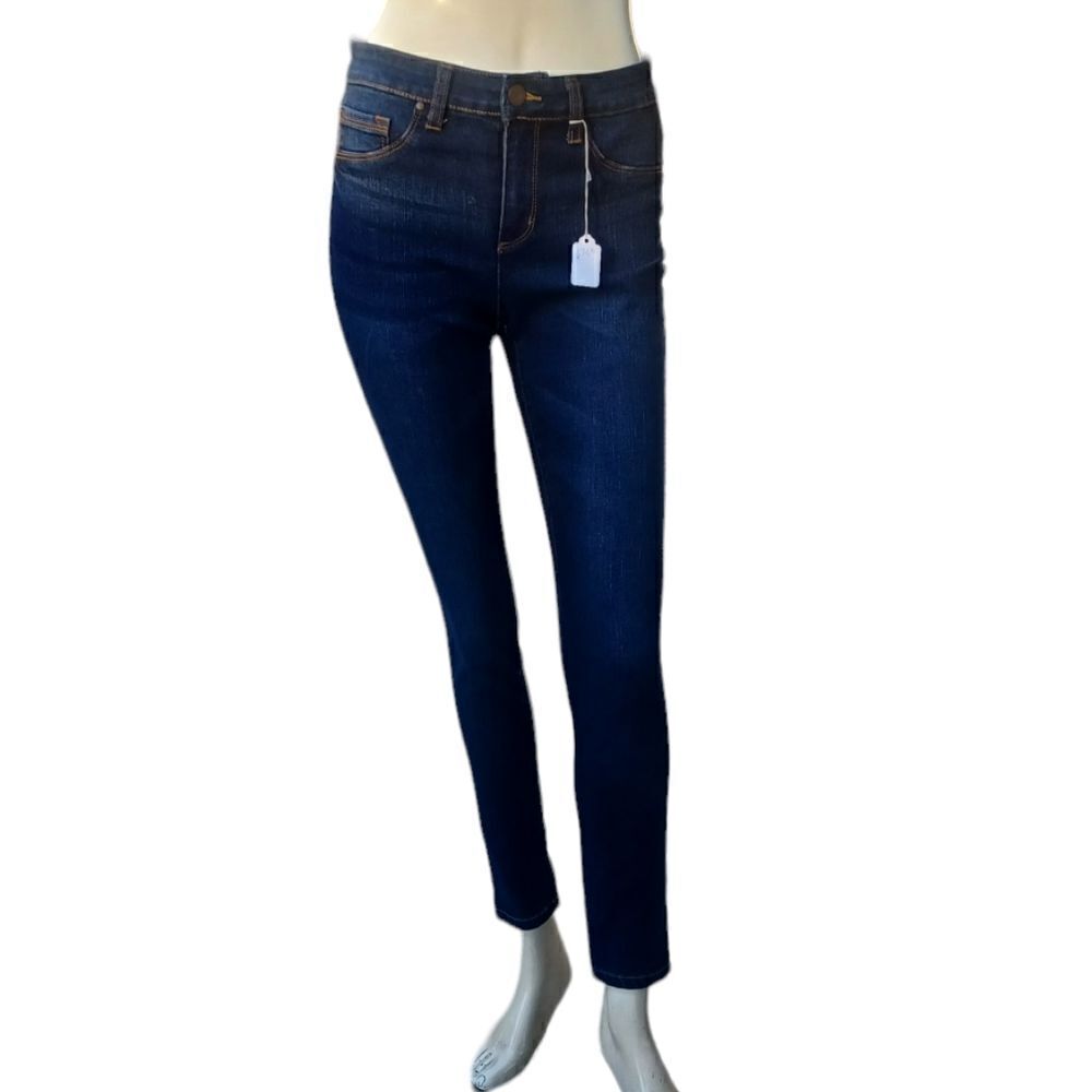 67505....Jones New York Skinny Jeans Size 4