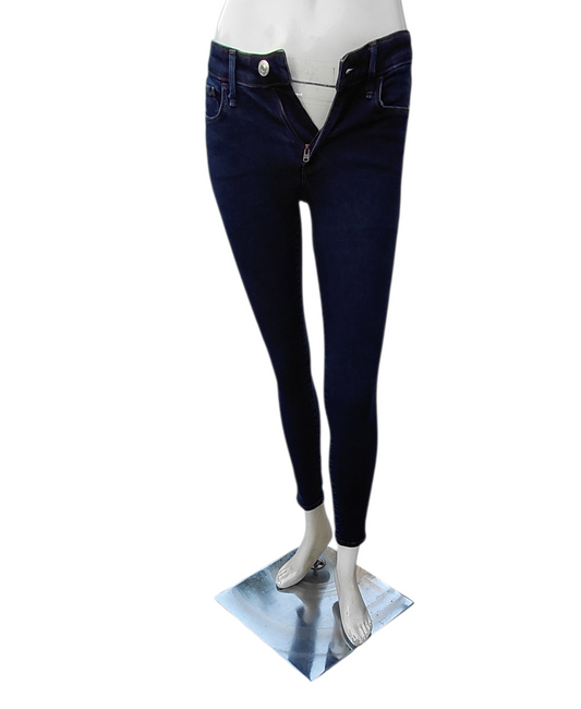 7005532...Abercrombie & Fitch Skinny Jeans Size 25/0s, 8"Rise