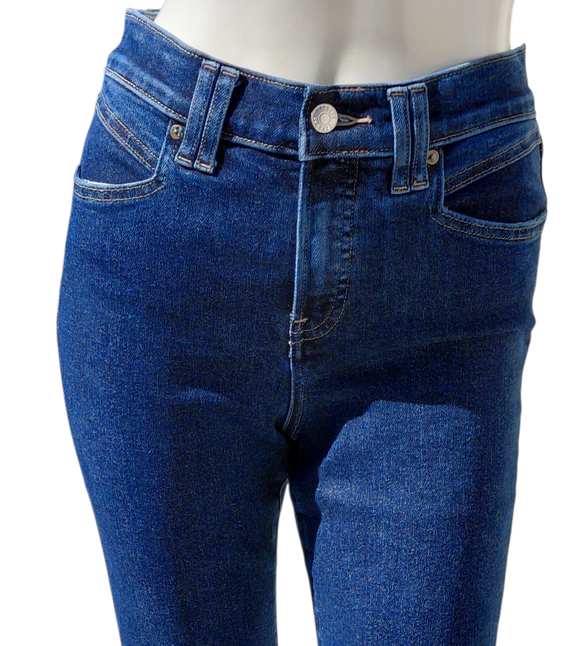 9330....Women's Preowned Express Flare Jeans Size 6S, W26" 29" Inseam 10" Rise