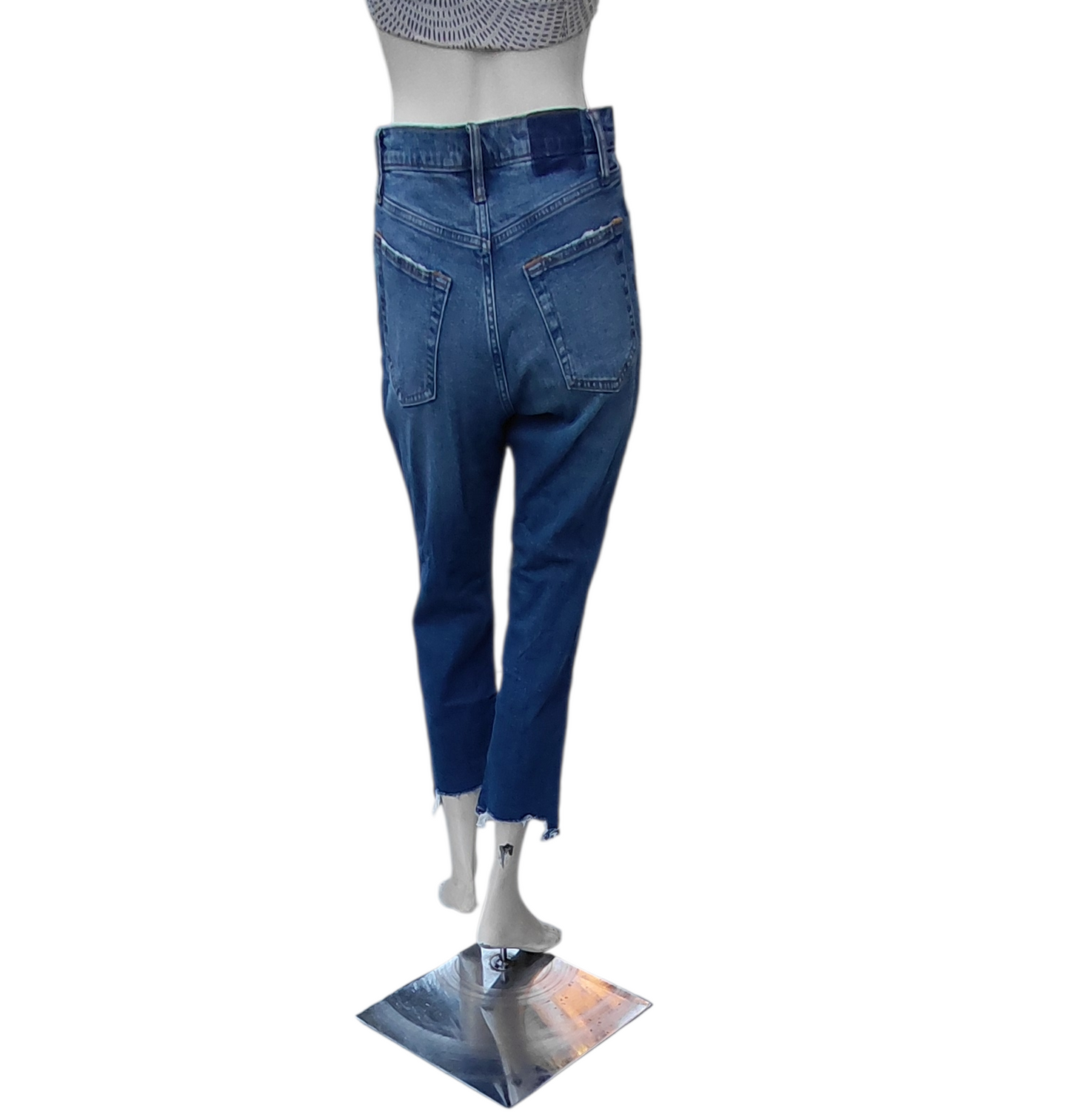 9002...Abercromie & Fitch Straight Leg Jeans Size 28/6S, 11"Rise