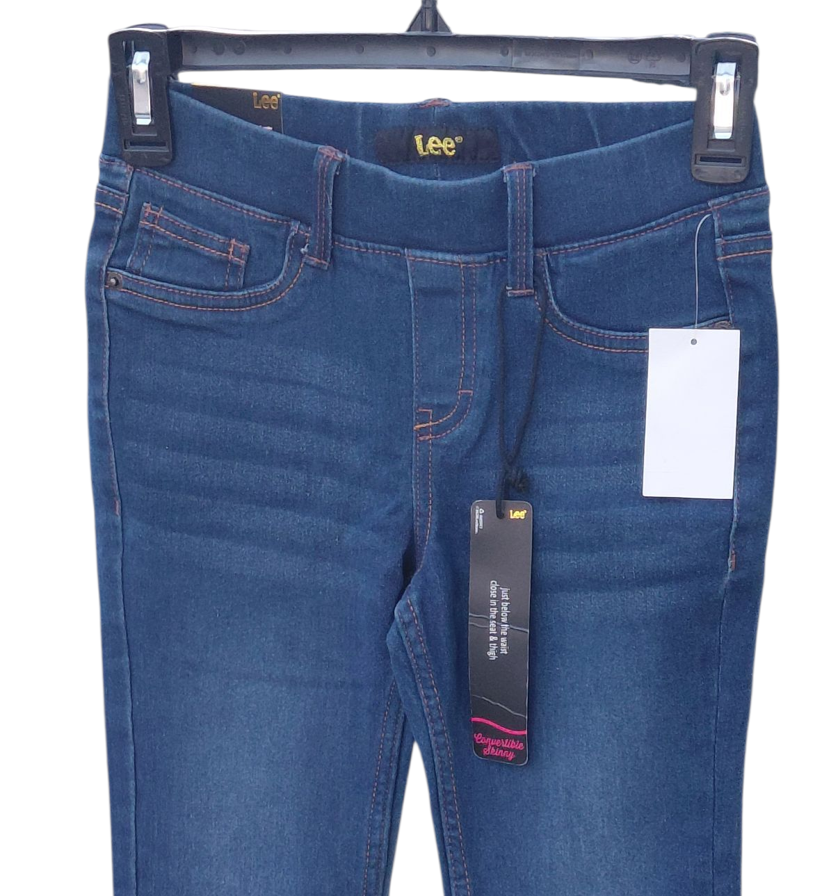67747....NWT Lee Girl's Pull-On Denim Jeans Size Medium, W22" 24"Inseam 7"Rise