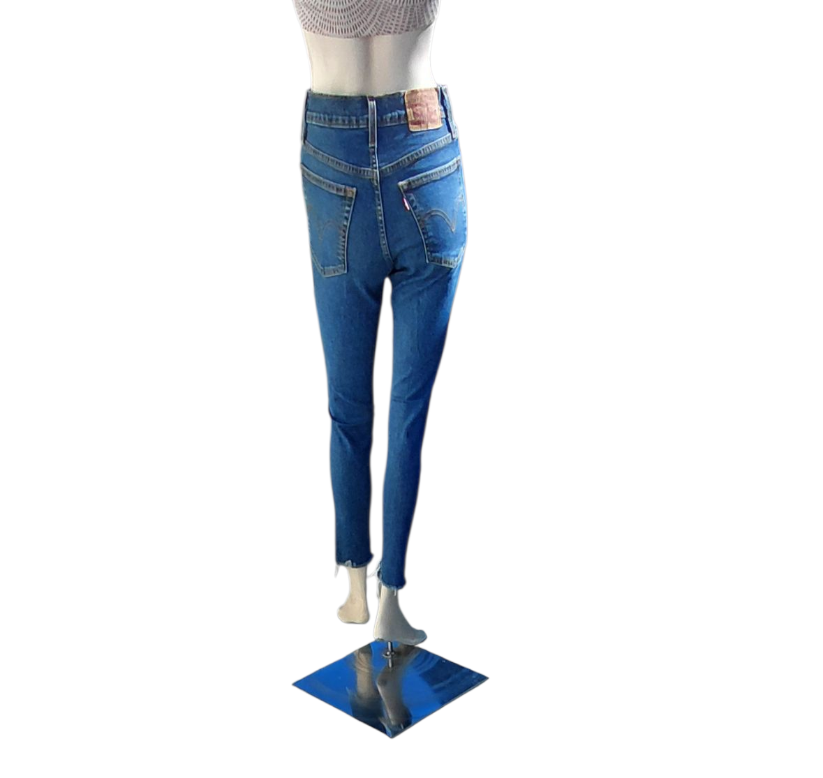 10171....Levi's Wedgie Skinny Jeans Size 26