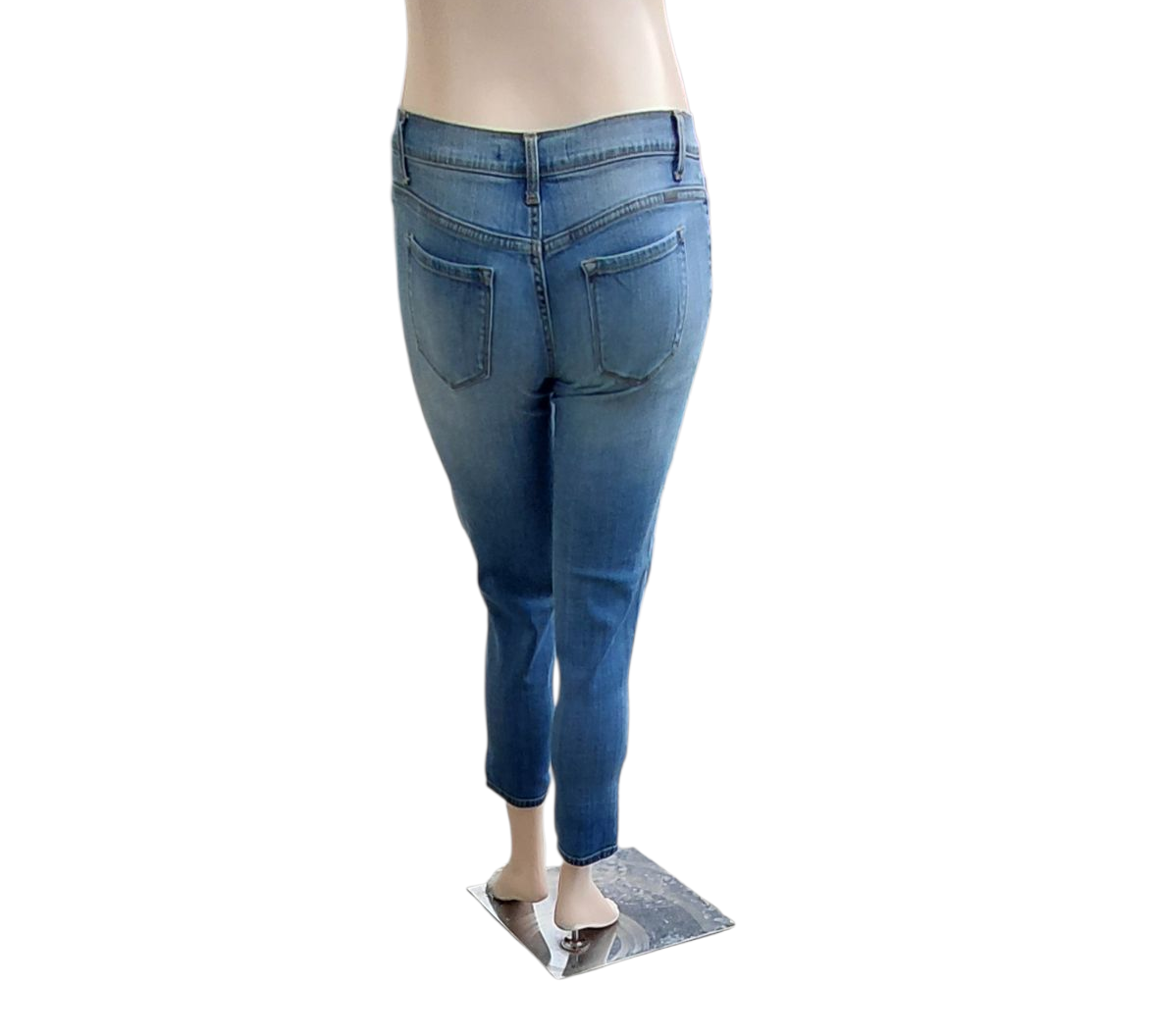 545620....Women's Preowned Kancan Ankle Crop Size 27, W28" 25"Inseam 8"Rise