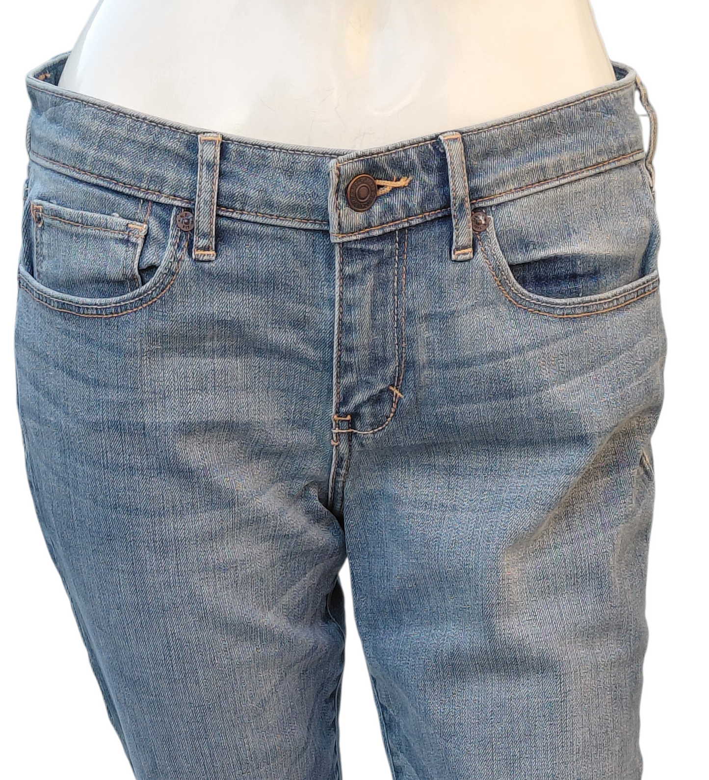 40715....Abercrombie & Fitch Bootcut Jeans Size 4S W27 L31, 8"Rise