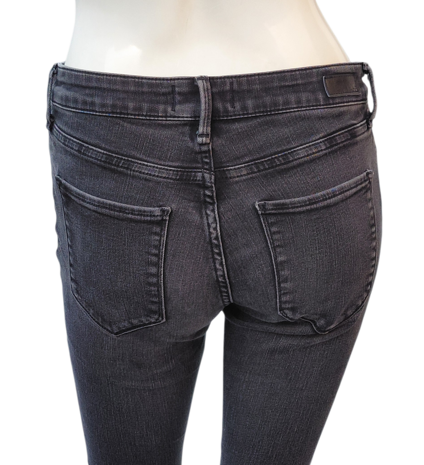 7005632.....Abercrombie Skinny Jeans Size 26/2R, 7 1/2"Rise