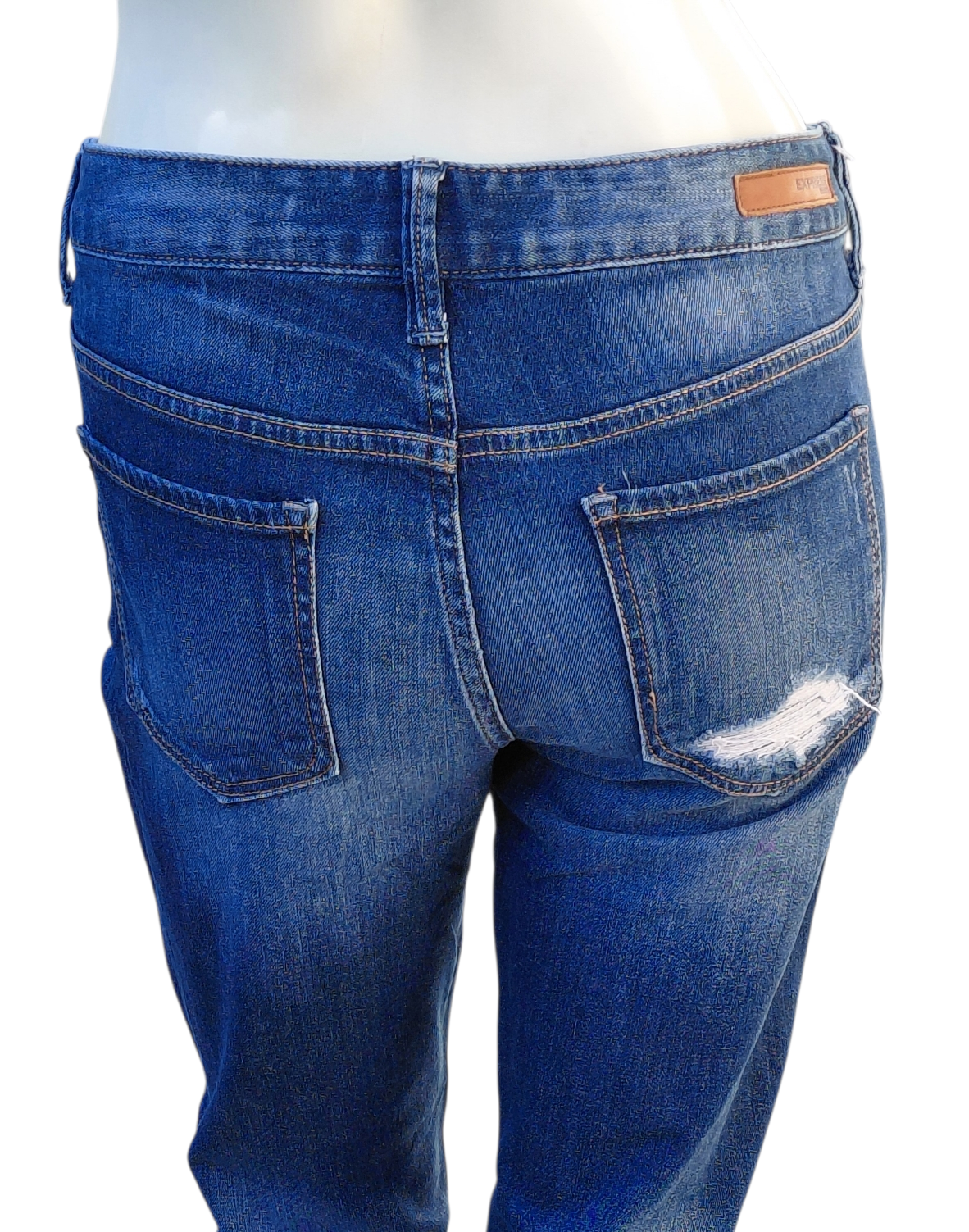 651525...Preowned Express Boyfriend Jeans Size 0, W30" 26"Inseam 8"Rise