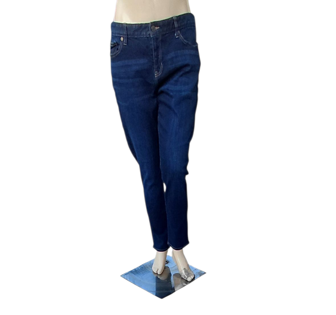 61327....Preowned Gap Real Straight Fit Jeans Size 18/34R, 9" Rise, 28" Inseam