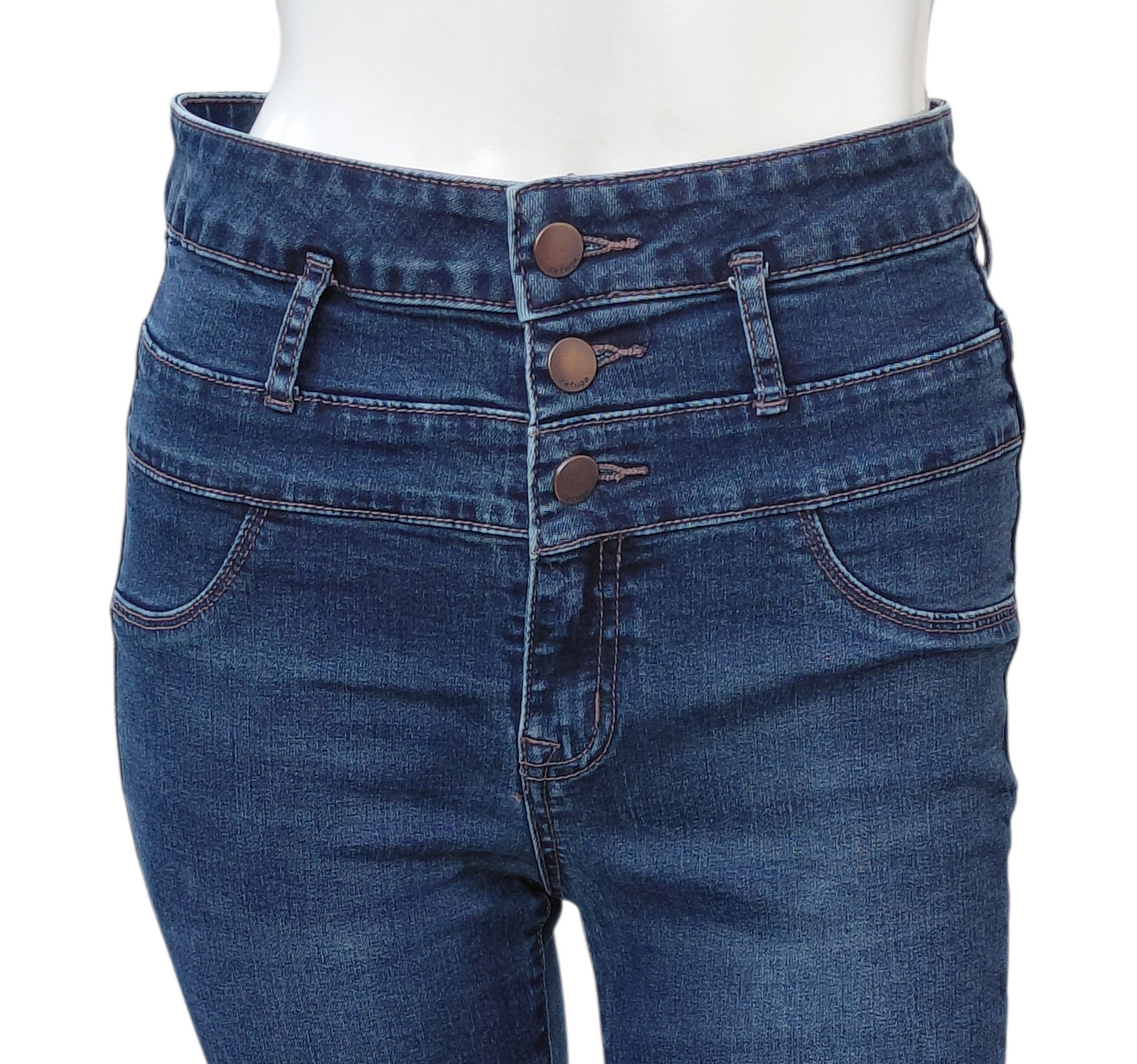 7003632....Refuge Skinny Jeans Size 4, W25" 27"Inseam  10"Rise