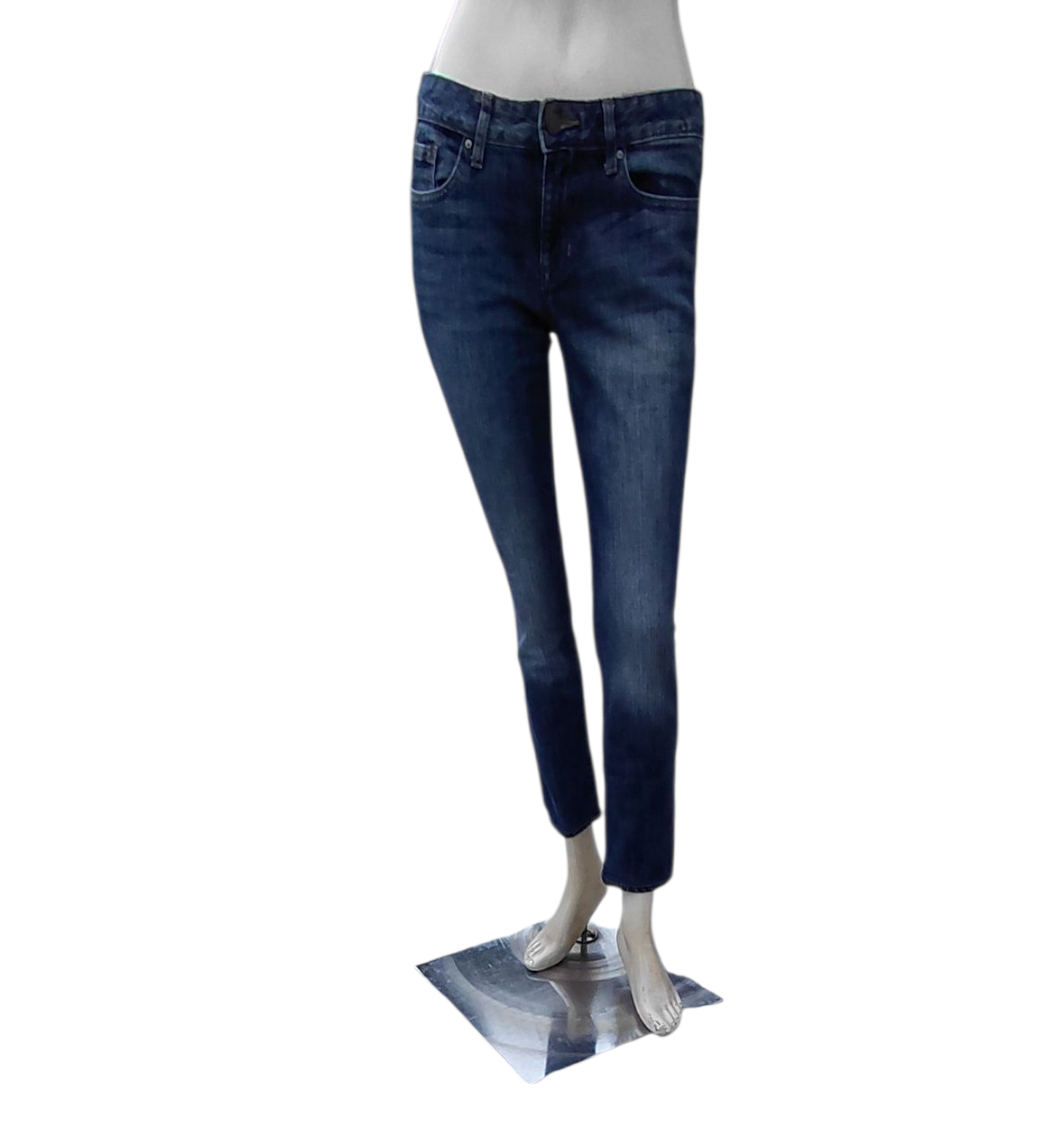 622817....Preowned 1969 Skinny Jeans Size 27R, 7" Rise