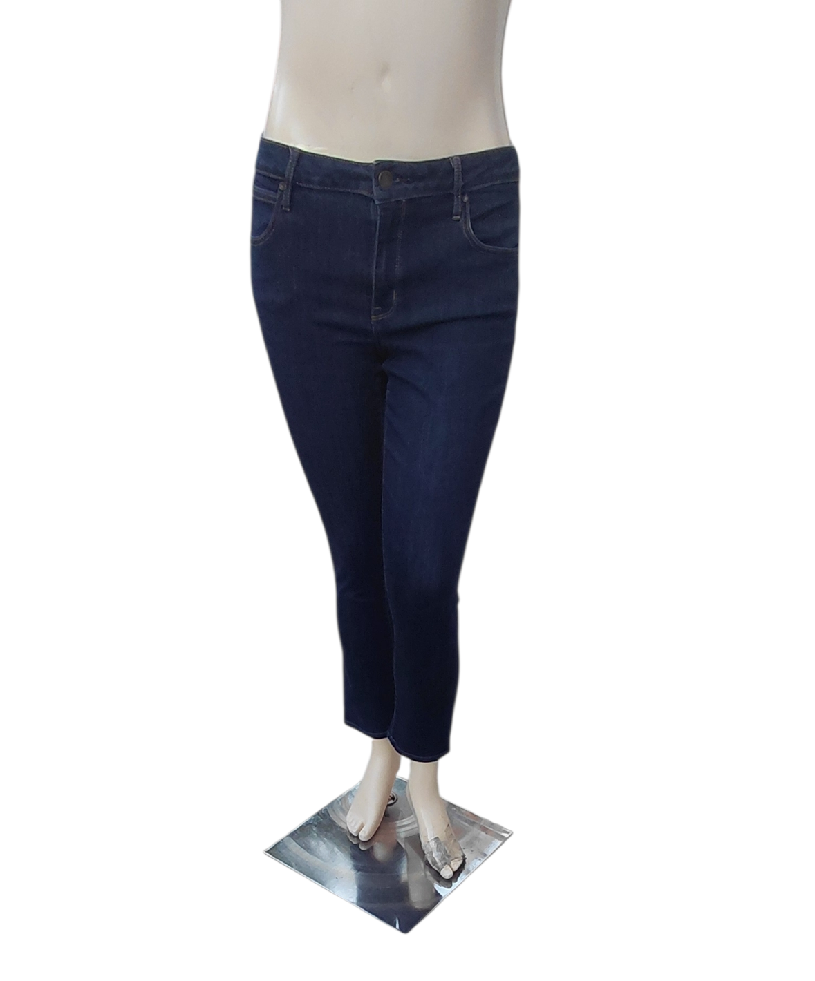 64323.....Preowned ana Skinny Jeans Size 31/12, 9" Rise