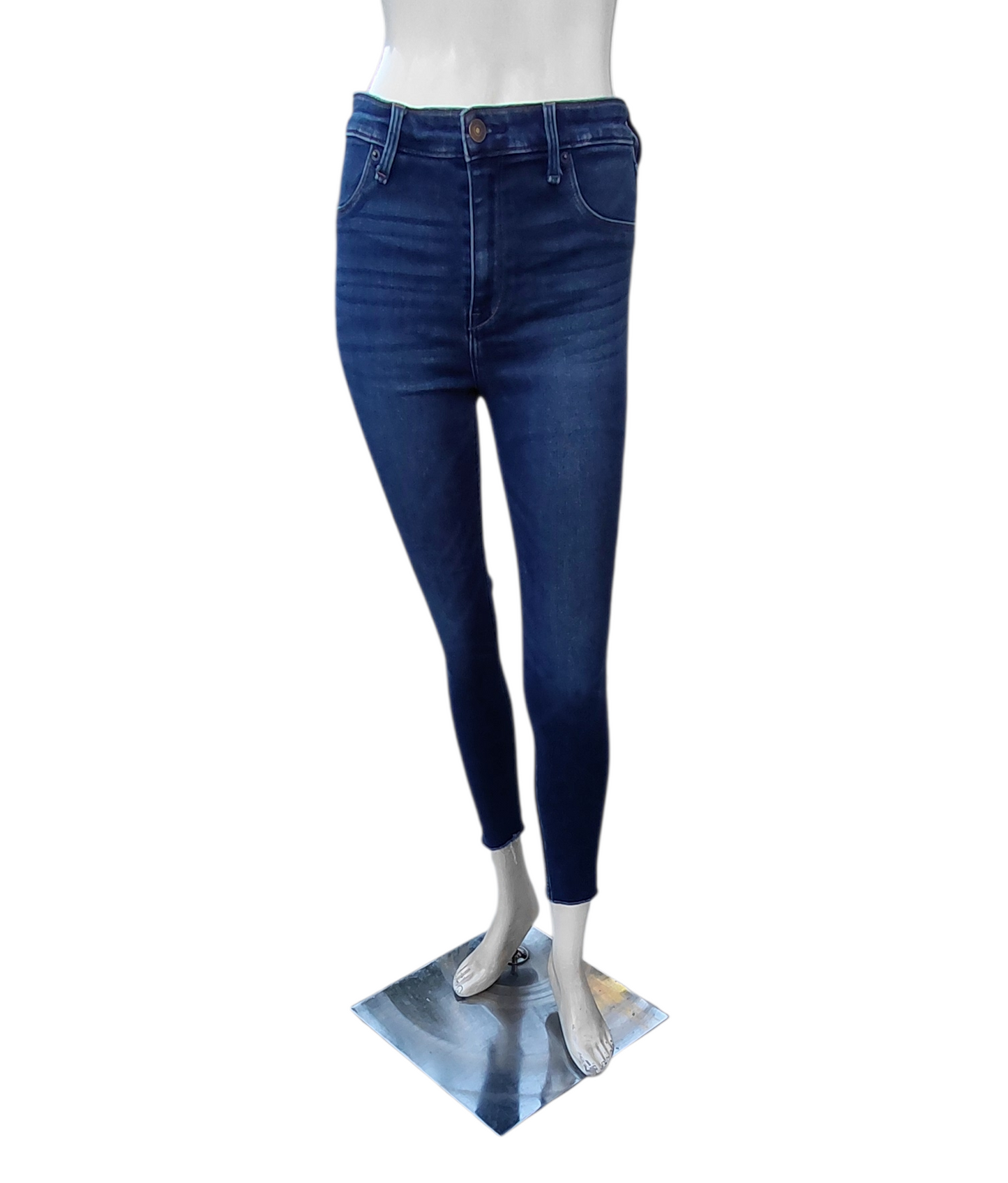 651025....Abercrombie & Fitch Skinny Jeans Size 28/6, 9"Rise