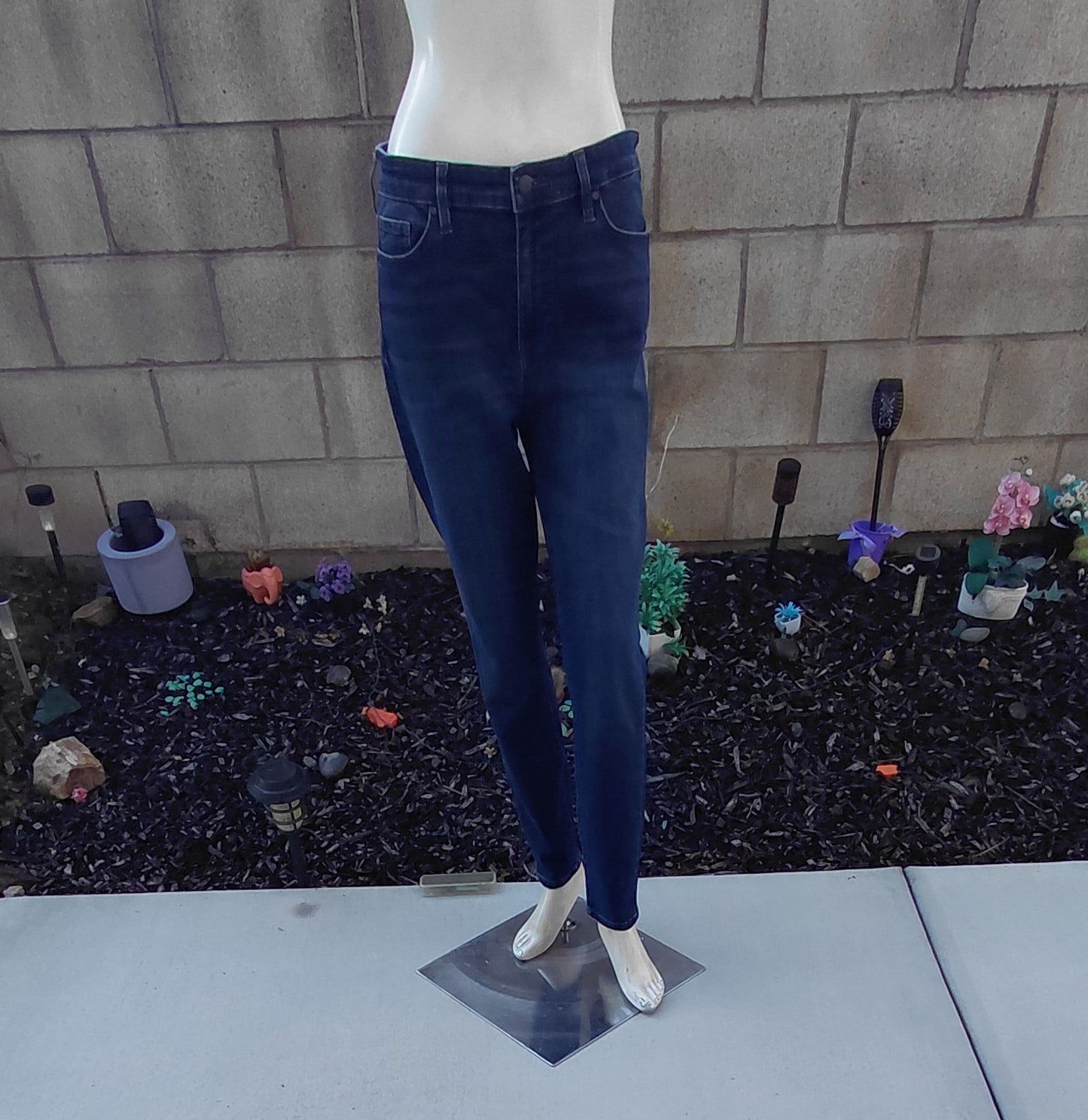 594231.....Buffalo David Bitton Denim Skinny Jeans Size 8