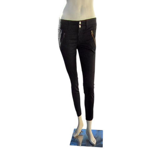 8167... American Eagle Outfitters Skinny Style Size 2, W28", 26" Inseam 7" Rise