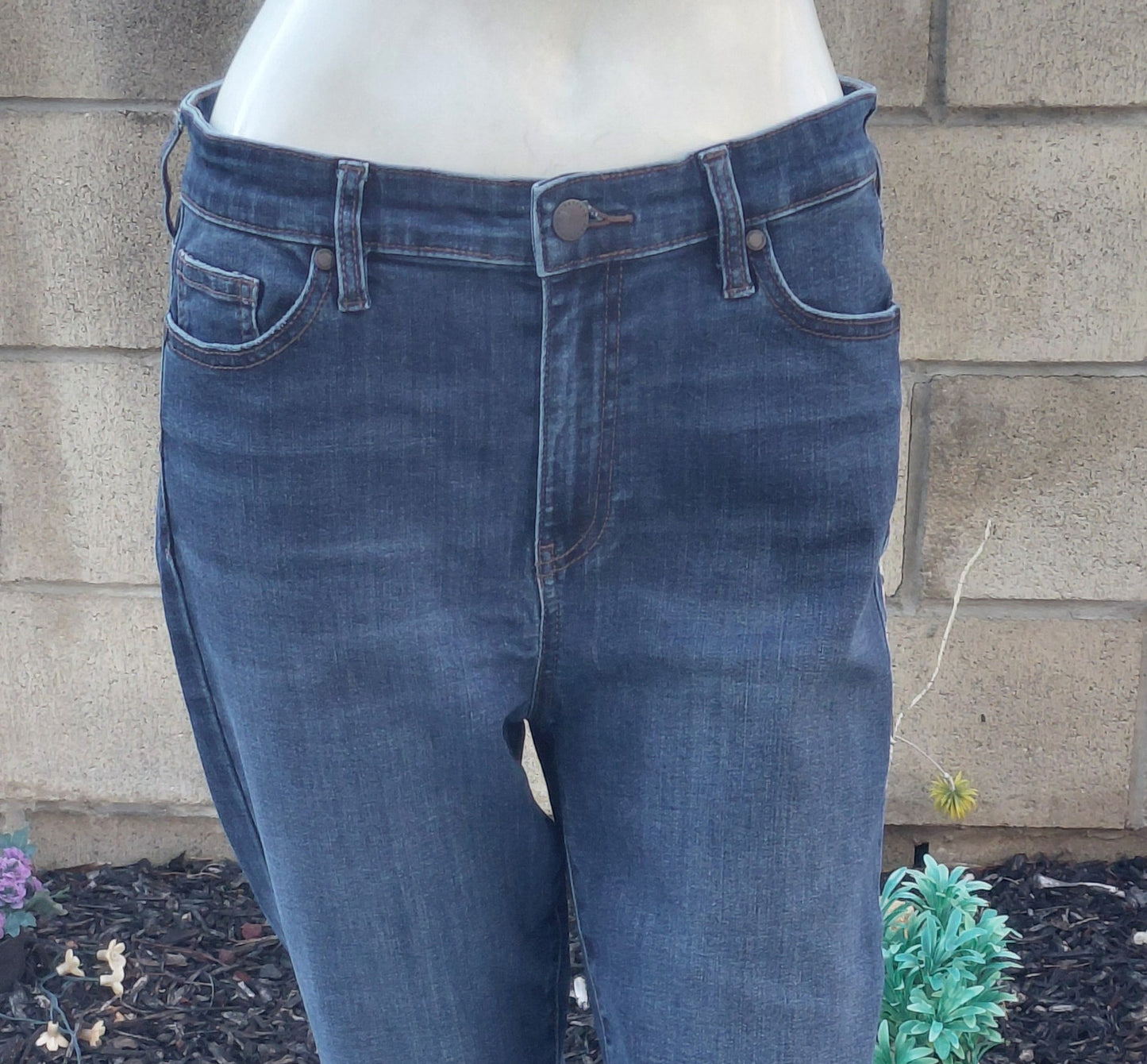 594231.....Buffalo David Bitton Denim Skinny Jeans Size 8