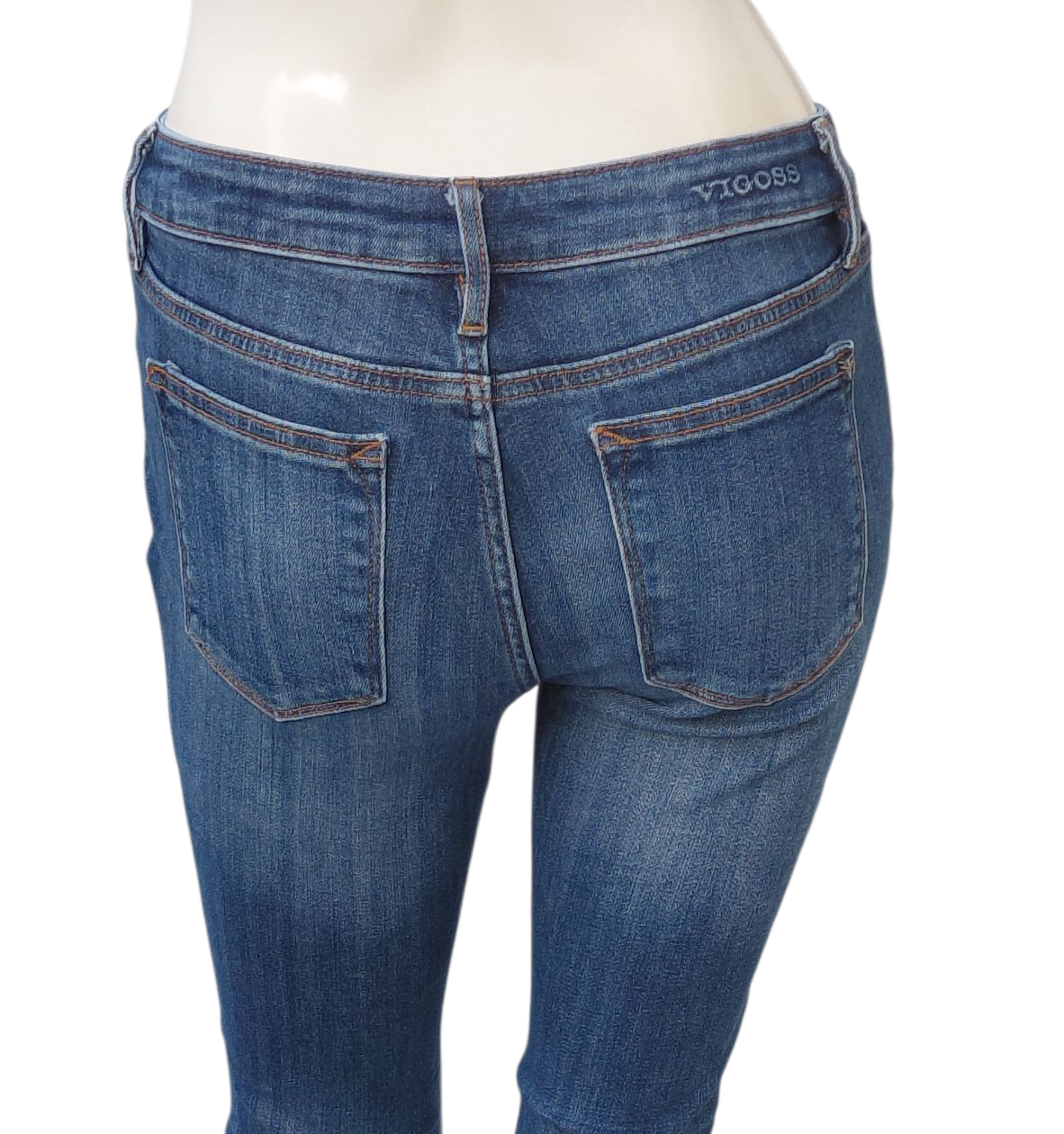 668243....Preowned Vigoss Skinny Jeans Size 26W 27L, 8"Rise