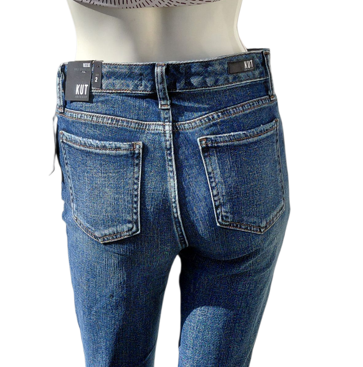 674221....Preowned Kut from the Kloth Straight leg Jeans Size 2, W26" 26Inseam  9"Rise