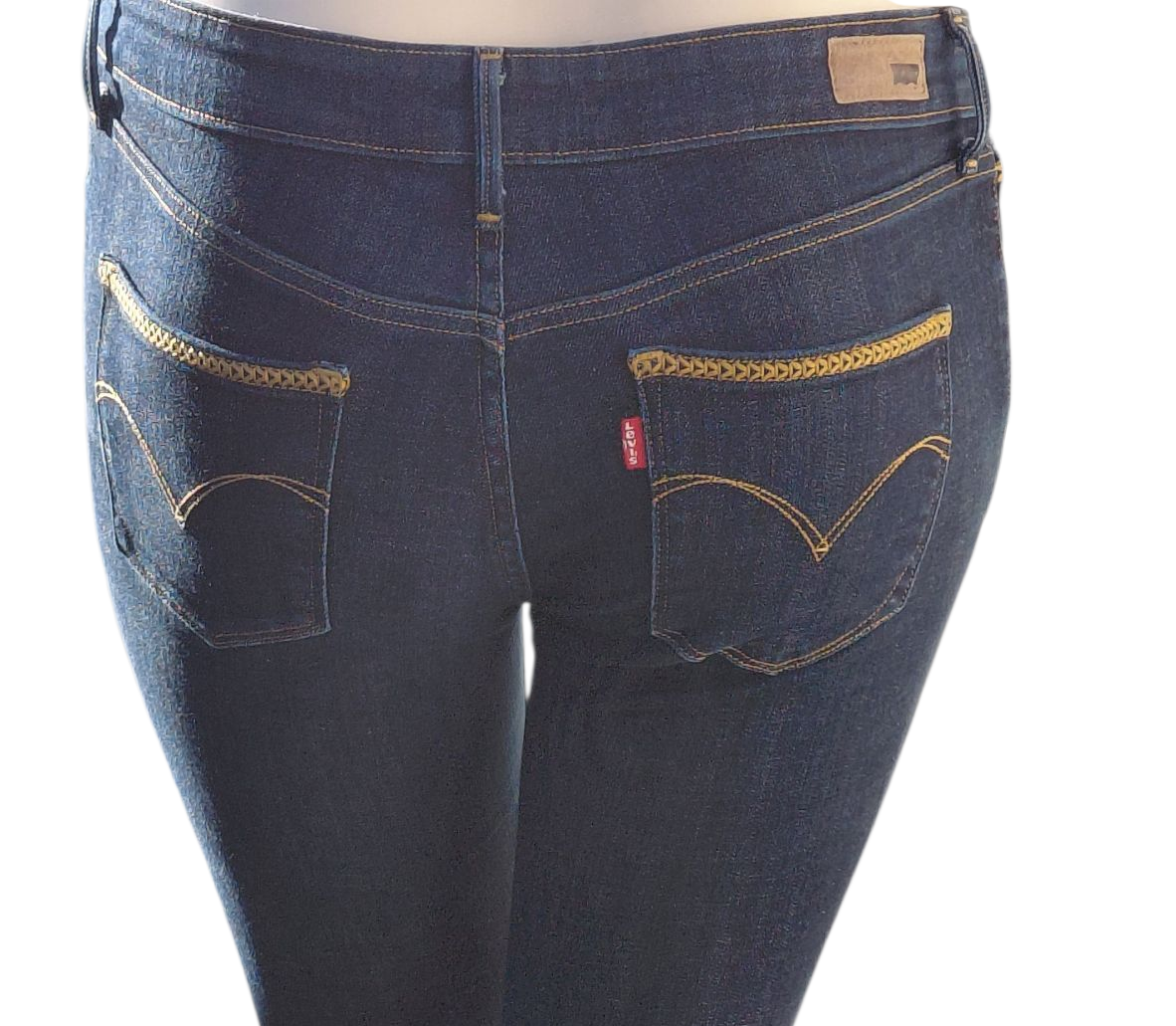 PRE-OWNED......Levi Demi Curve  Capri Jeans Size 10
