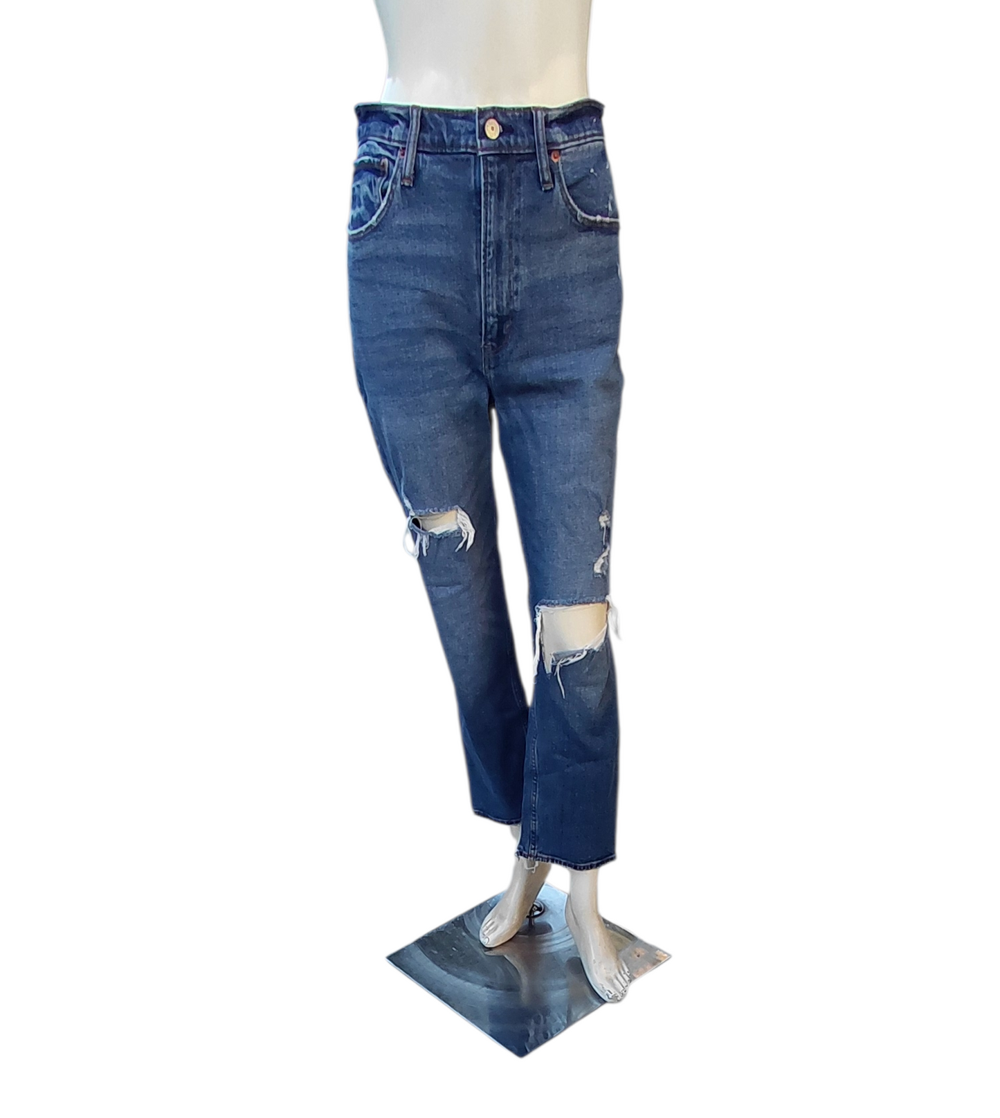 624820....Abercrombie & Fitch High-Rise Jeans Size 27/4R, 11"Rise