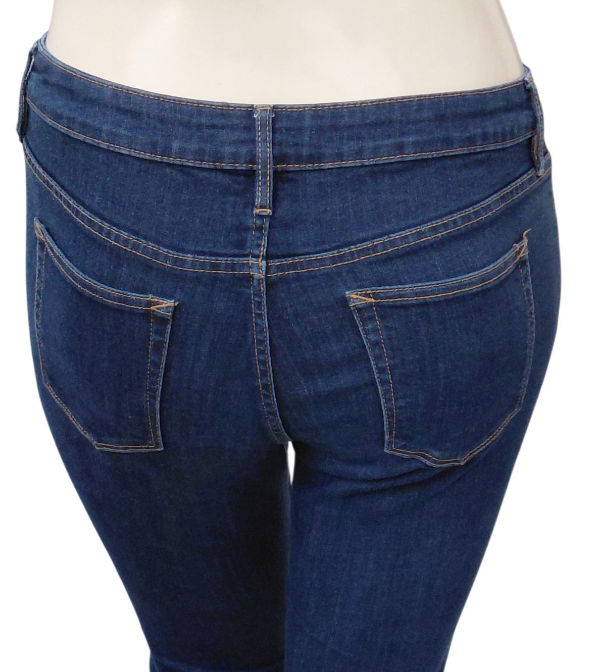 64323.....Preowned ana Skinny Jeans Size 31/12, 9" Rise