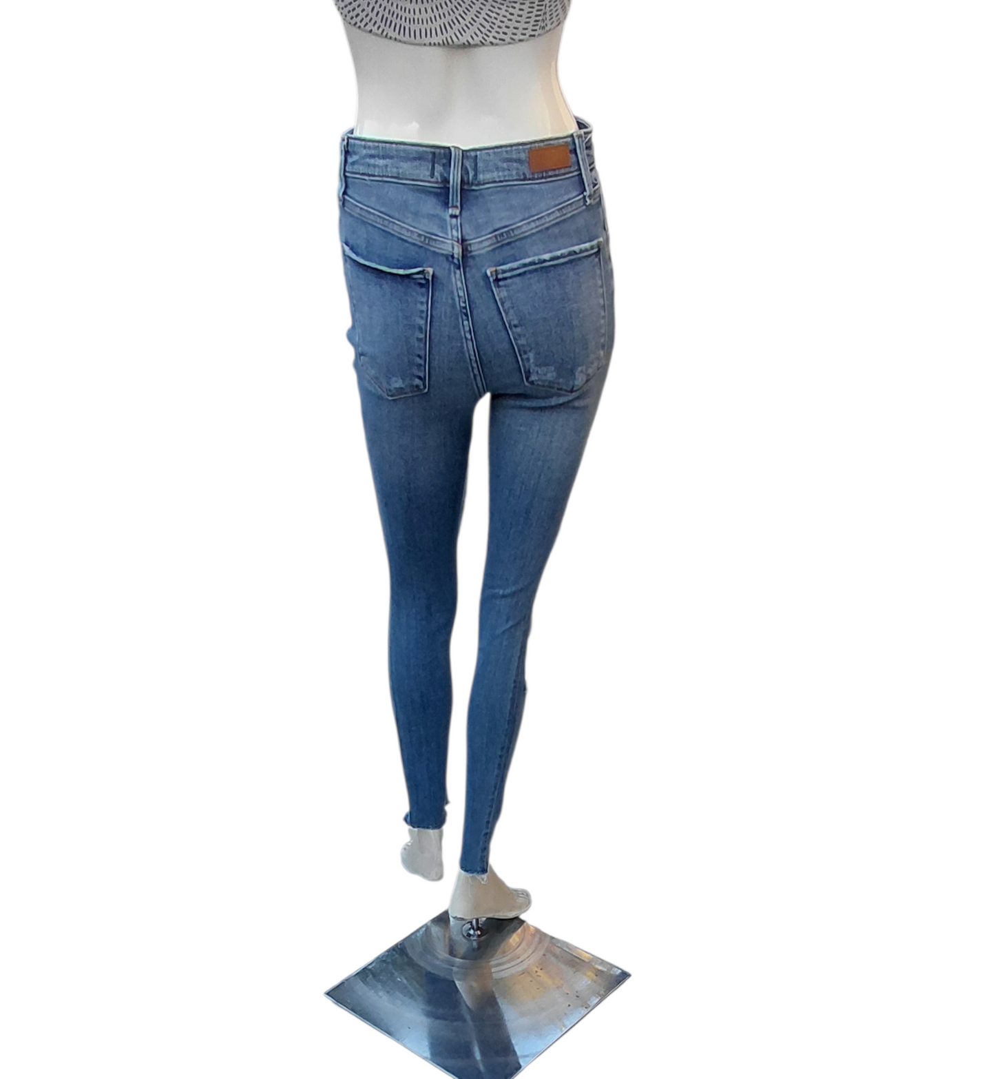 692423....Abercrombie and Fitch Skinny Jeans Size 26/2R, 10"Rise