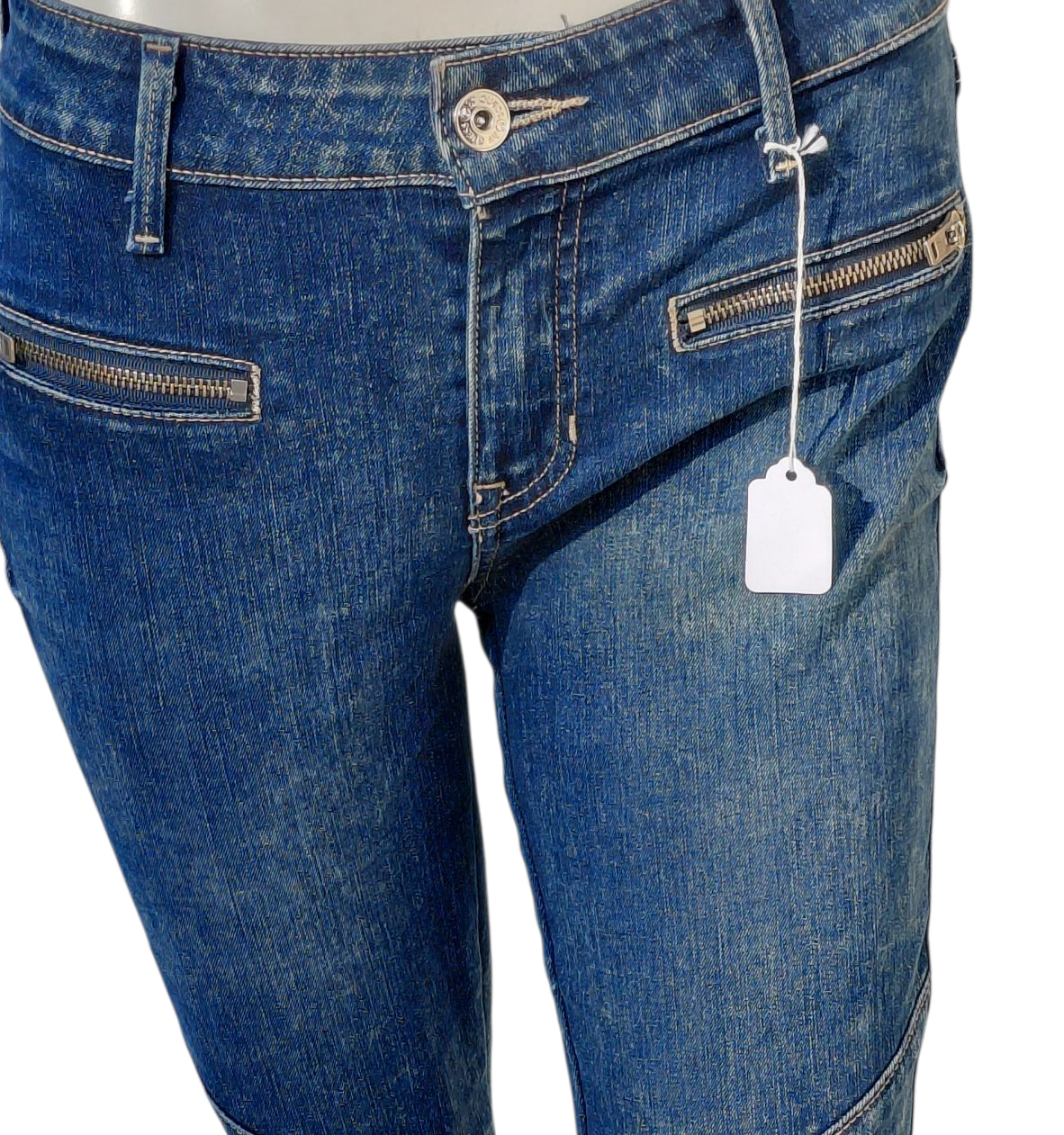 4183.....Women's Preowned by Guess Skinny Jeans Size 26, 25" Inseam 8" Rise