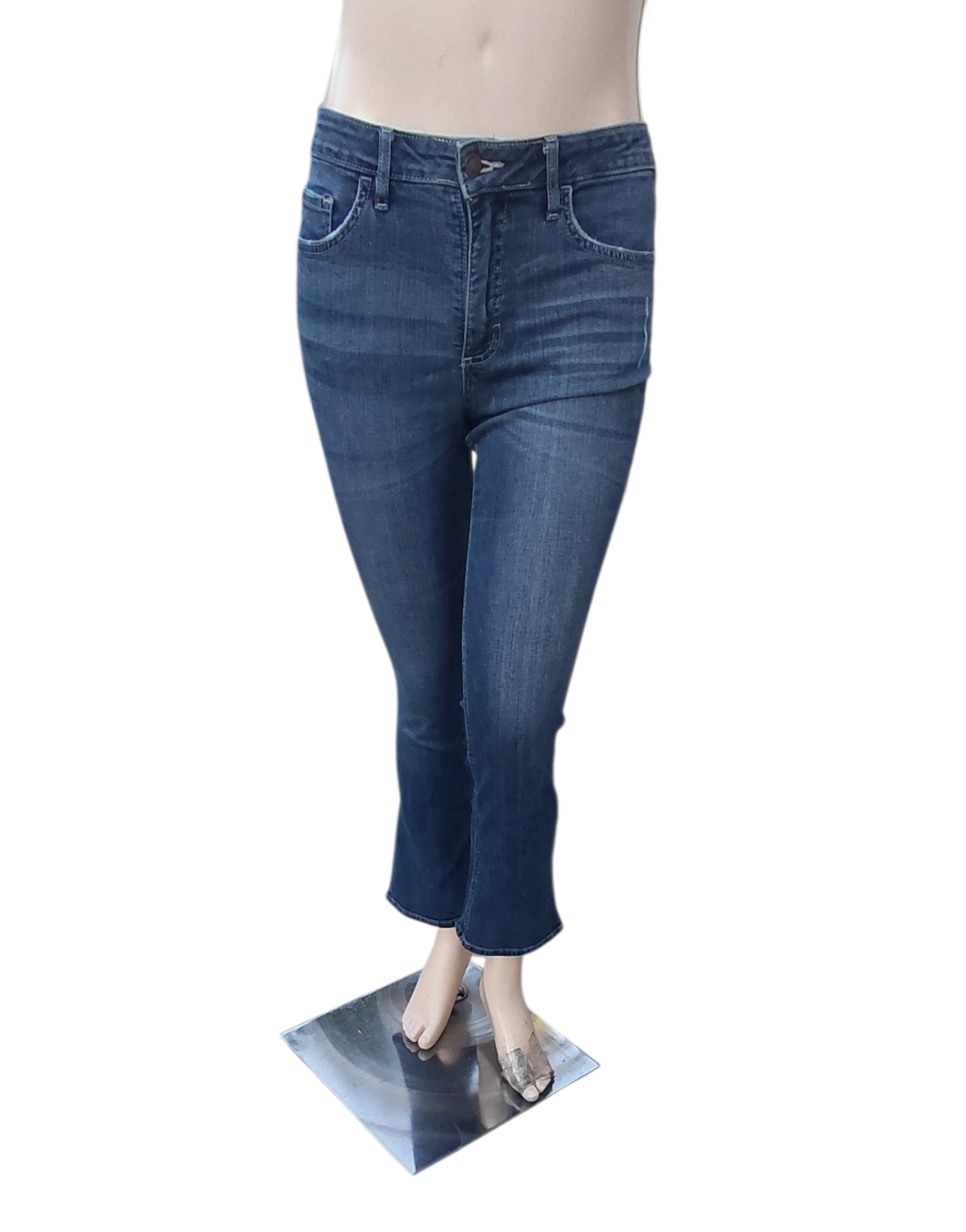 69721....Preowned Riders by Lee Mid-Rise Bootcut Size 10P, W30" 27"Inseam 9"Rise