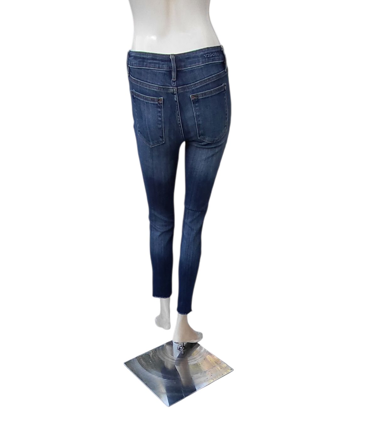 668243....Preowned Vigoss Skinny Jeans Size 26W 27L, 8"Rise