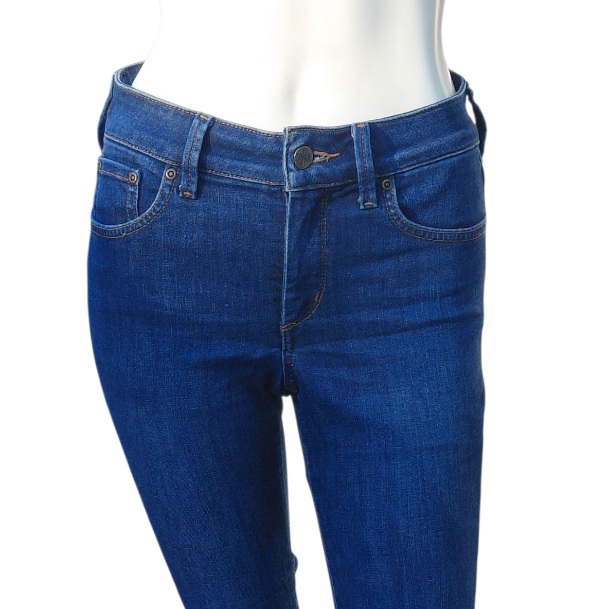 632024.....Preowned NYDJ Skinny Jeans Size 0P