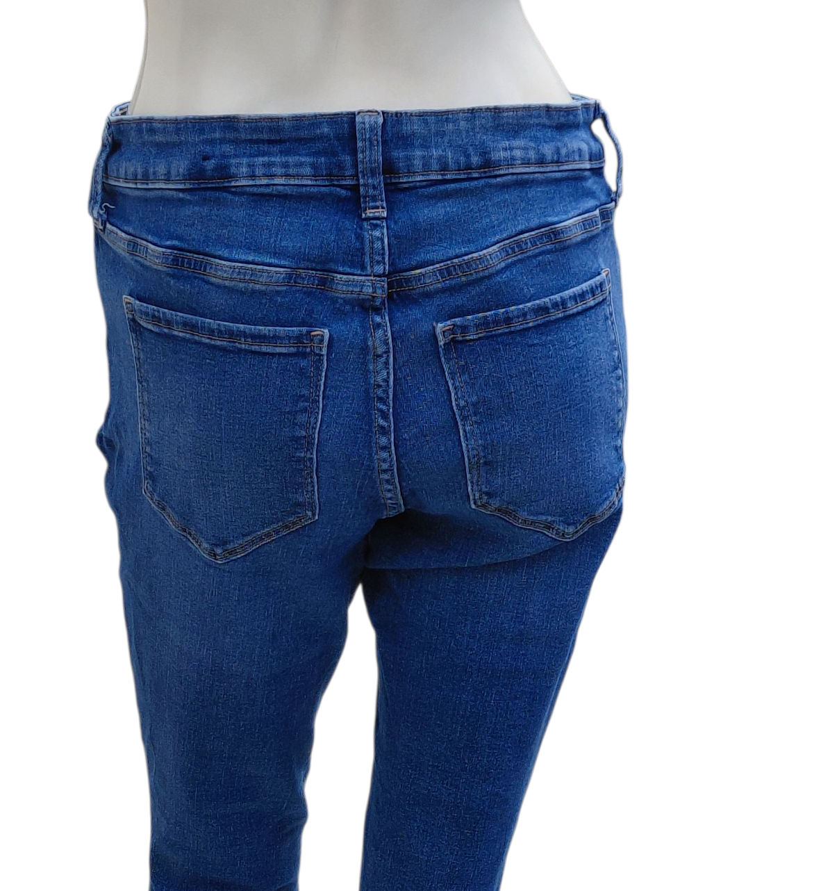 8293...Preowned Women's Gap Skinny Jeans Size 8/29