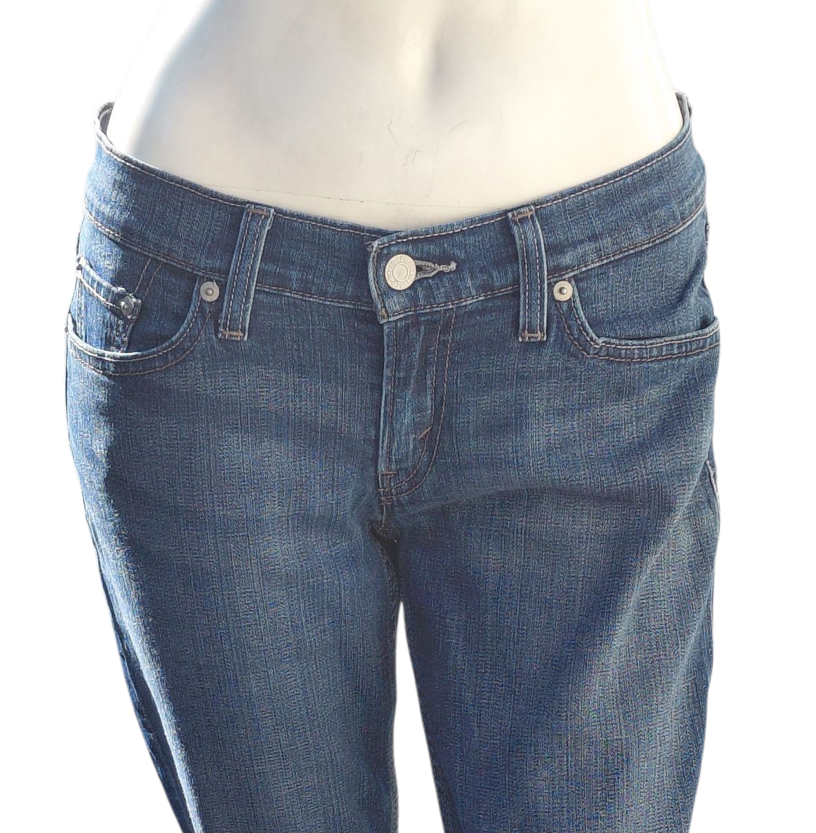 700421....Preowned Levi's Superlow Straight leg Jeans 7 S/C