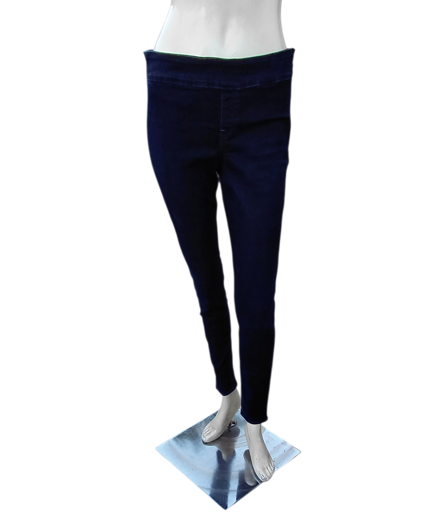 7006914...Abercrombie & Fitch Pull-On Skinny Jeans Size L, 28" 28"Inseam 9"Rise