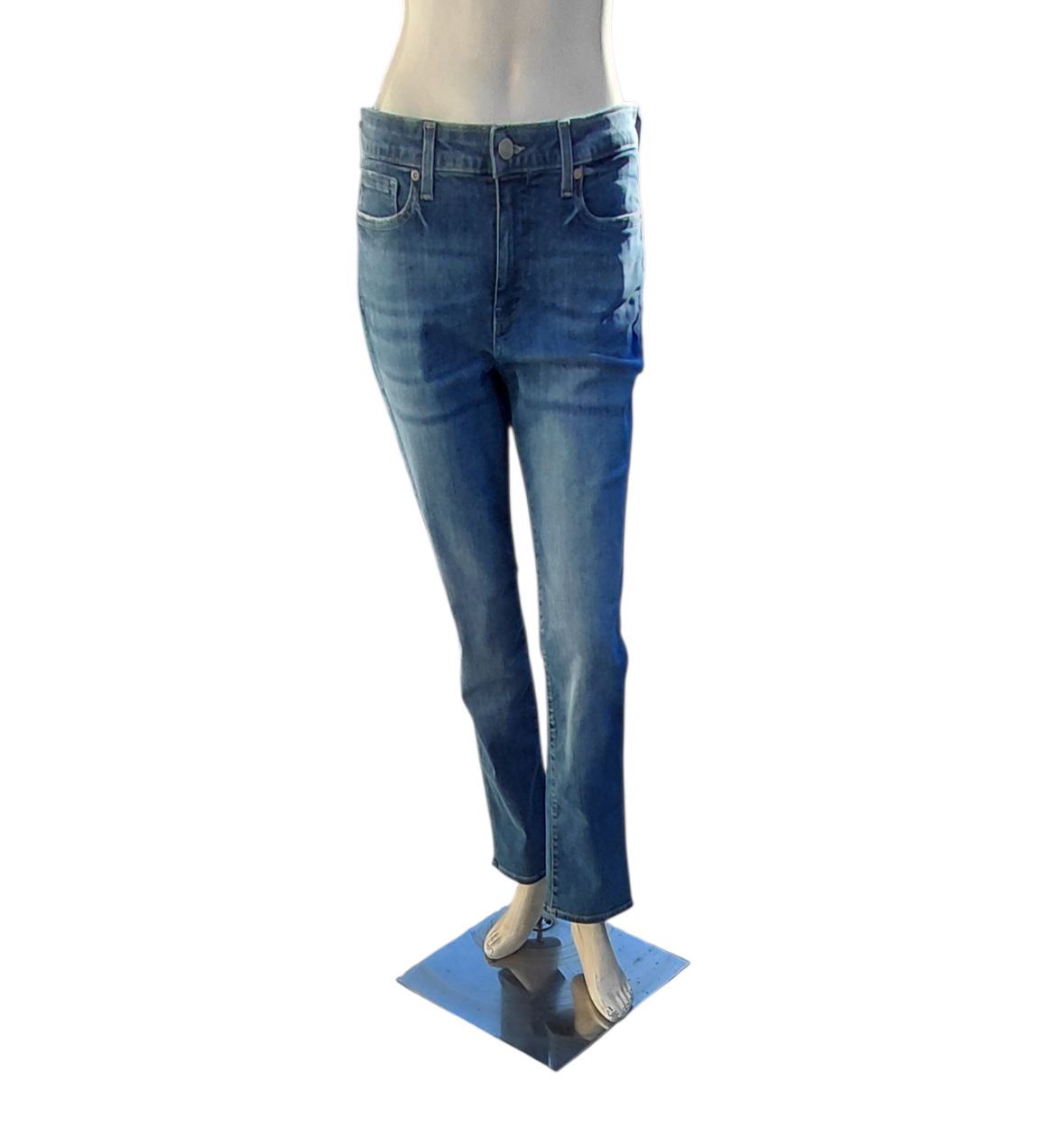 9340....Preowned NYDJ Sheri Slim Jeans Size 6