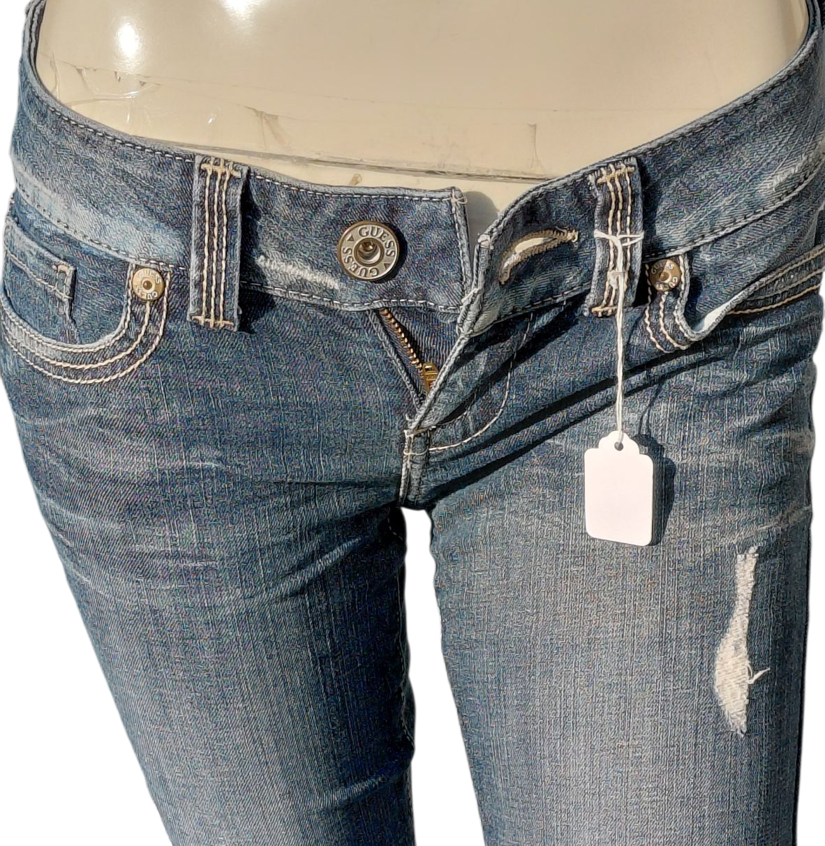 4179....Women's Preowned Jeans Daredevil Bootcut Size 26, 27"Inseam 6"Rise