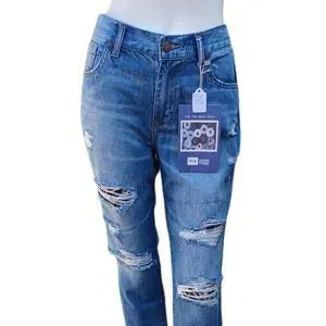 Sku 600232.....BCBGeneration Straight Leg Jeans Size 32" Waist, 30" Inseam