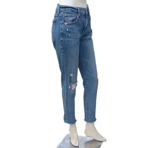 Sku 686446....Preowned Gap Girlfriend Jeans Size 2/26