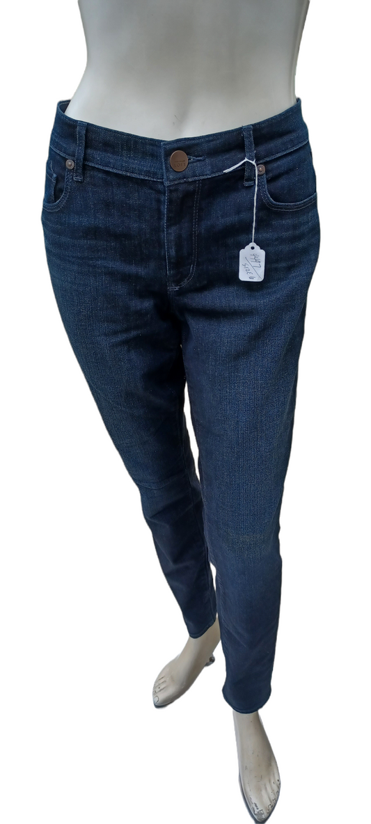 Sku 449710 PRE-OWNED.....Ann Taylor Loft Jeans Size 6