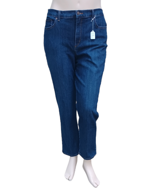 Sku 604818 PRE-OWNED...Gloria Vanderbilt Straight Leg Jeans Size 16, Waist 37", Inseam 27"