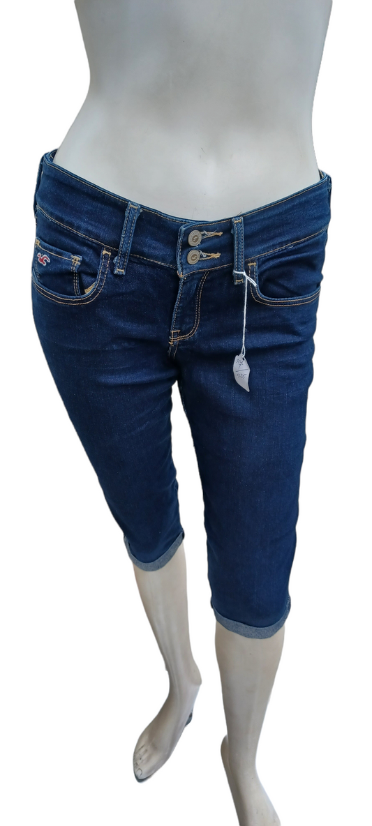 Sku 52357 PRE-OWNED....Hollister Crop Jeans Size 7