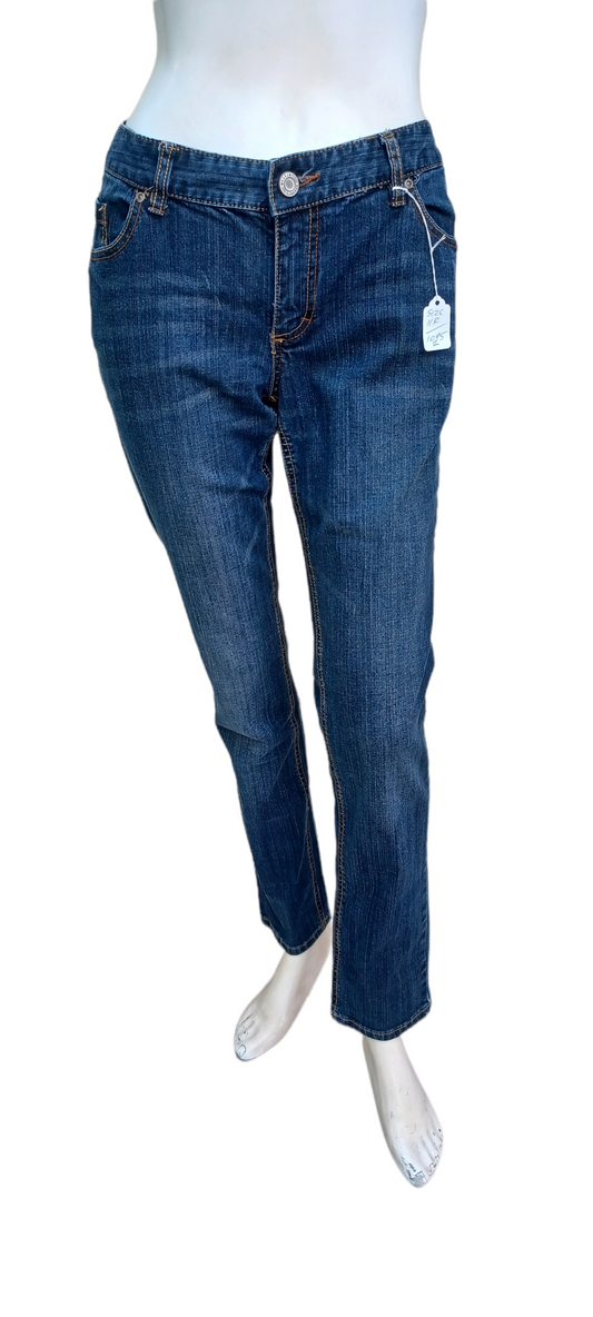 Sku 10952 PRE-OWNED....Mossimo Supply Co. Skinny Jeans Size 11R