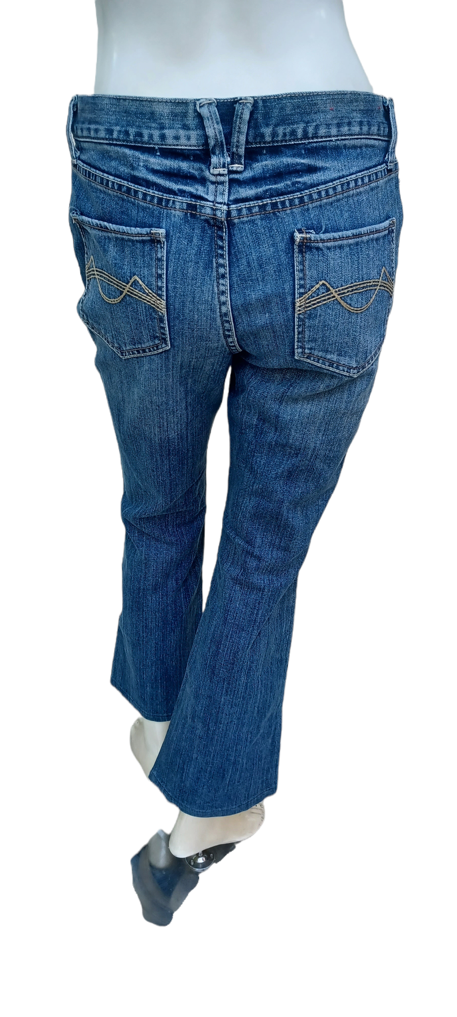 Sku 50377..Preowned Mossimo Supply Co Bootcut Jeans Size 7