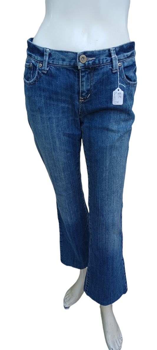 Sku 50377..Preowned Mossimo Supply Co Bootcut Jeans Size 7