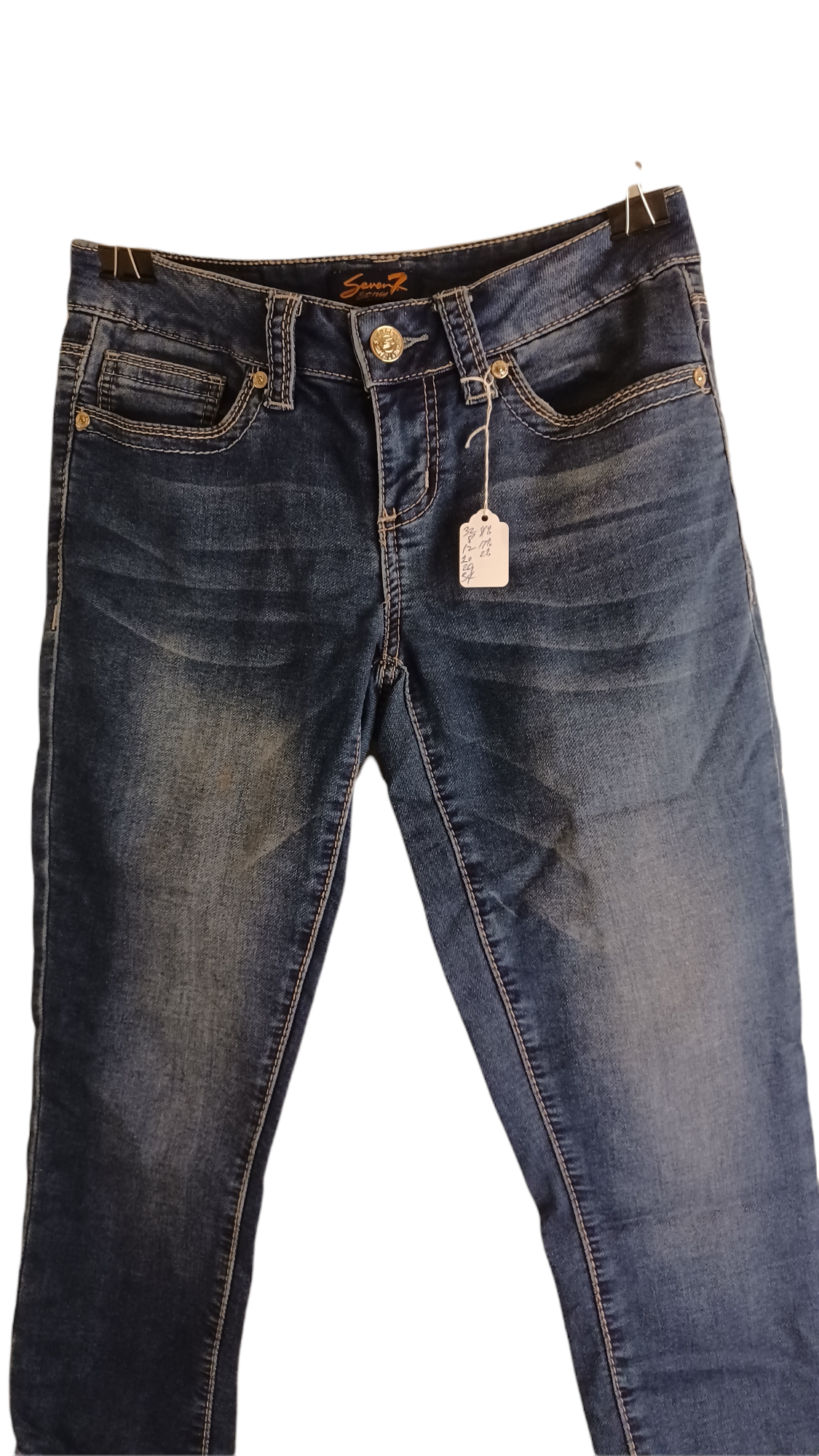 Sku 573823 PRE-OWNED......Seven7 Crop Jeans Size 4