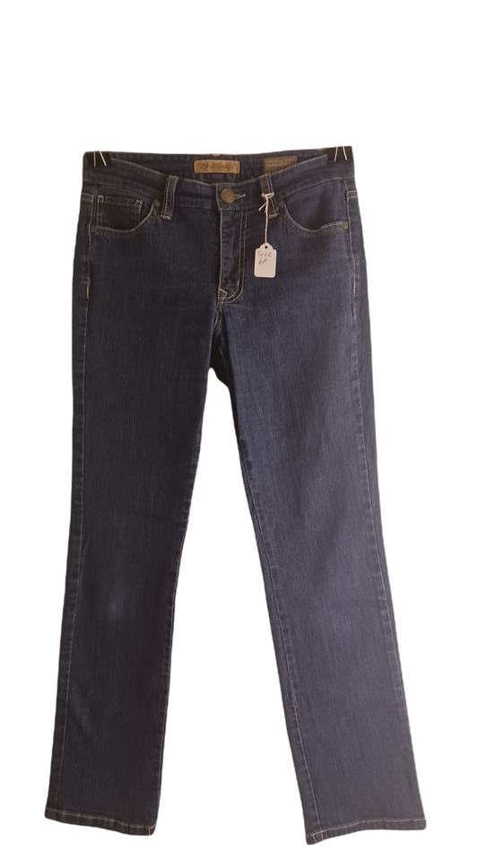 Sku 43144..Preowned Nine West Straight leg Jeans Size 6P