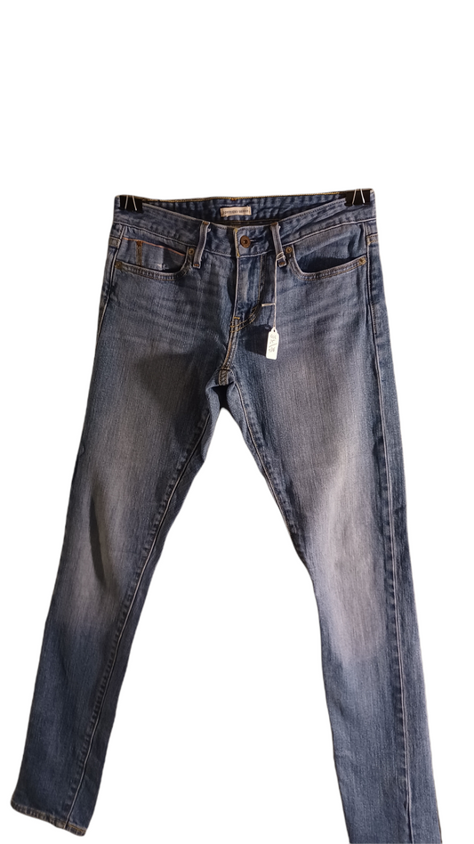 Sku 580825 Levi Boyfriend Skinny Jeans Size 25