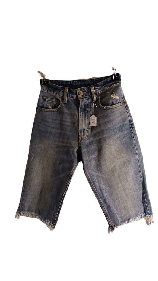 Sku 597930 PRE-OWNED....Lucky Brand Jean Shorts Size 00/24