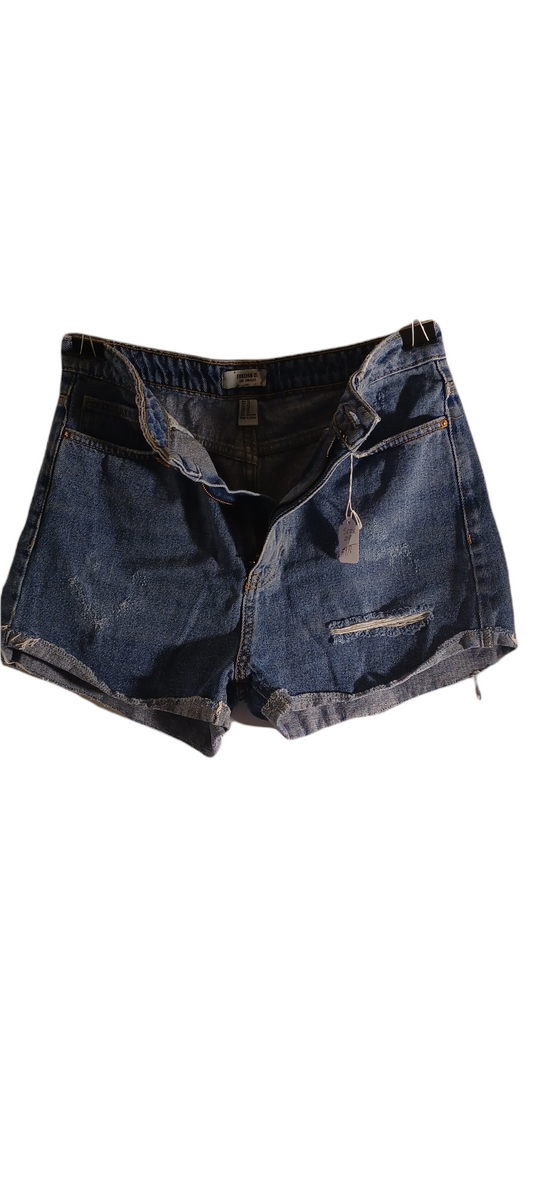 Sku 591830 PRE-OWNED....Forever 21 Jean Shorts Size 29