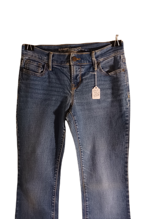 Sku 20289 PRE-OWNED....Old Navy Bootcut Jeans Size 2P